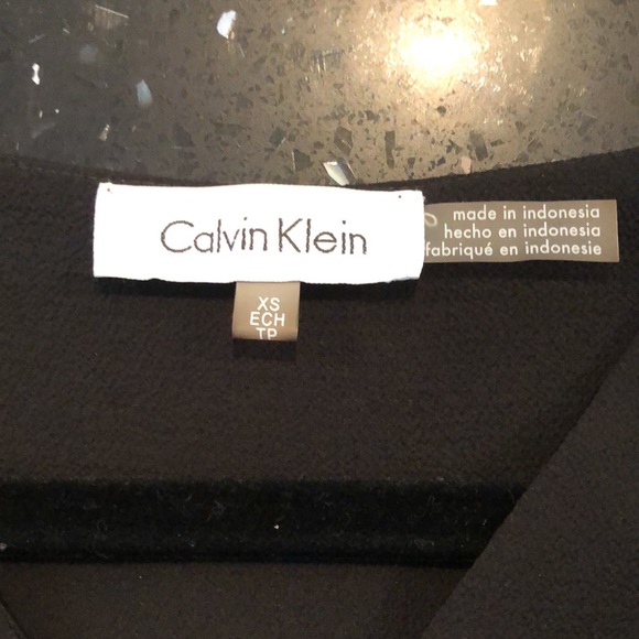 Calvin Klein Blouse - Picture 3 of 3